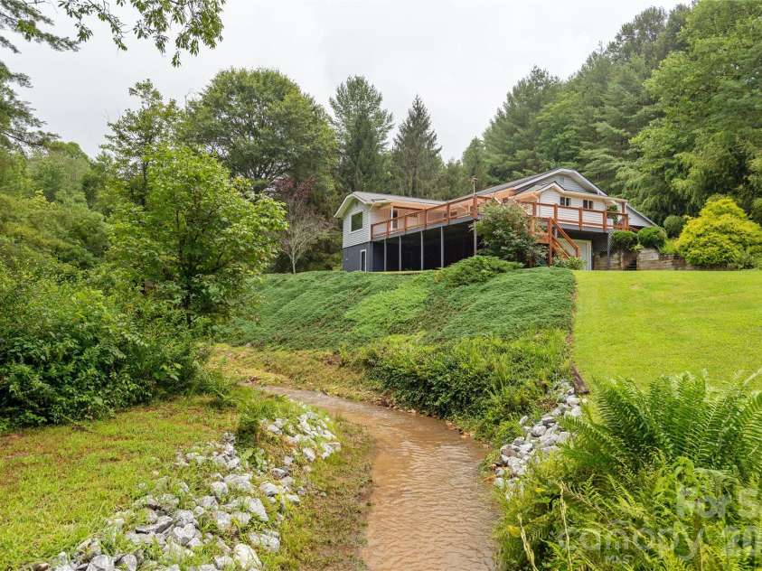 788 Old NC 280 Highway, Pisgah Forest, NC 28768.  MLS# CAR4405413, YatesRealty ID 4017. 