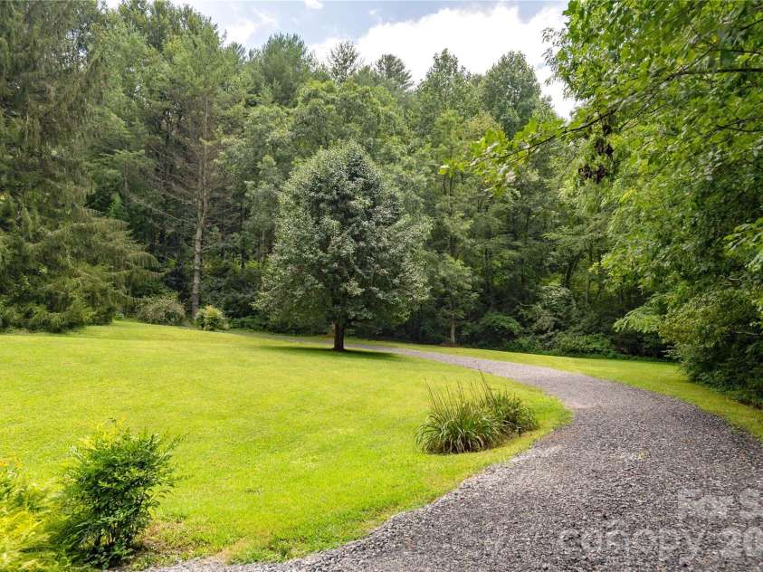 788 Old NC 280 Highway, Pisgah Forest, NC 28768.  MLS# CAR4405413, YatesRealty ID 4017. 