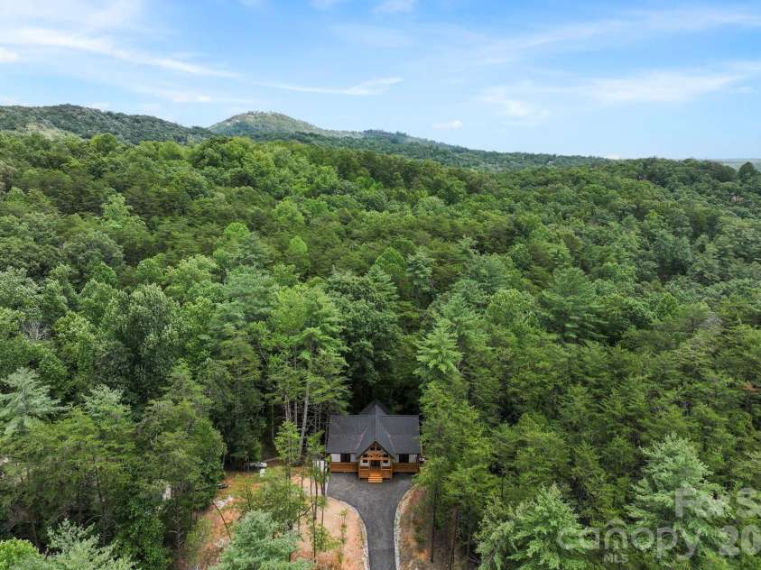 338 Hawks Terrace, Lake Lure, NC 28746.  MLS# CAR4406577, YatesRealty ID 40173. 