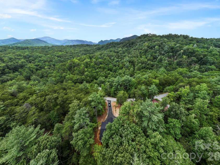 338 Hawks Terrace, Lake Lure, NC 28746.  MLS# CAR4406577, YatesRealty ID 40173. 