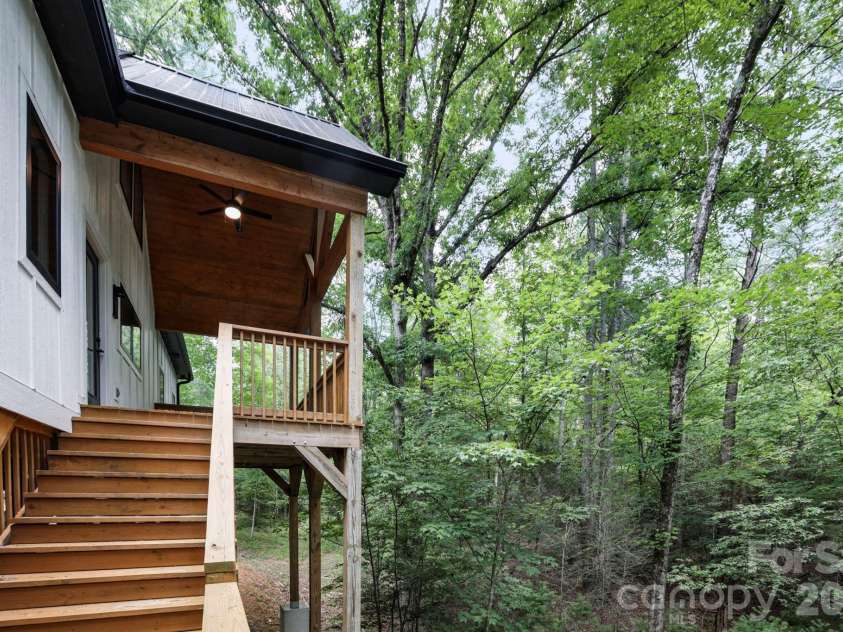 338 Hawks Terrace, Lake Lure, NC 28746.  MLS# CAR4406577, YatesRealty ID 40173. 