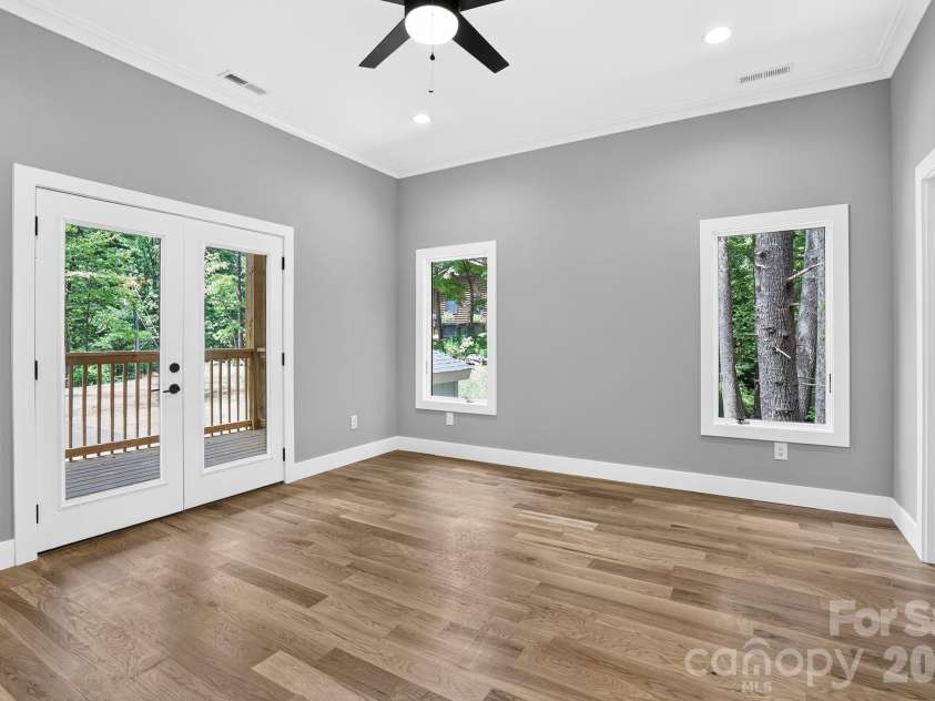 338 Hawks Terrace, Lake Lure, NC 28746.  MLS# CAR4406577, YatesRealty ID 40173. 