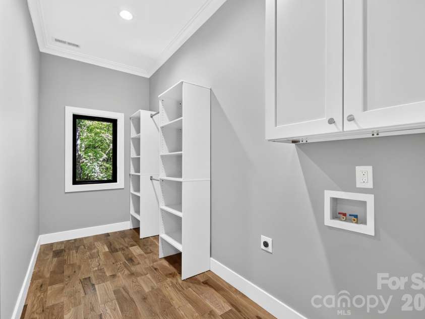 338 Hawks Terrace, Lake Lure, NC 28746.  MLS# CAR4406577, YatesRealty ID 40173. 