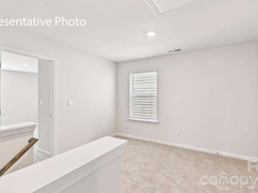 1437 7th Street Drive, Hickory, NC 28601.  MLS# CAR4408547, YatesRealty ID 40175. 