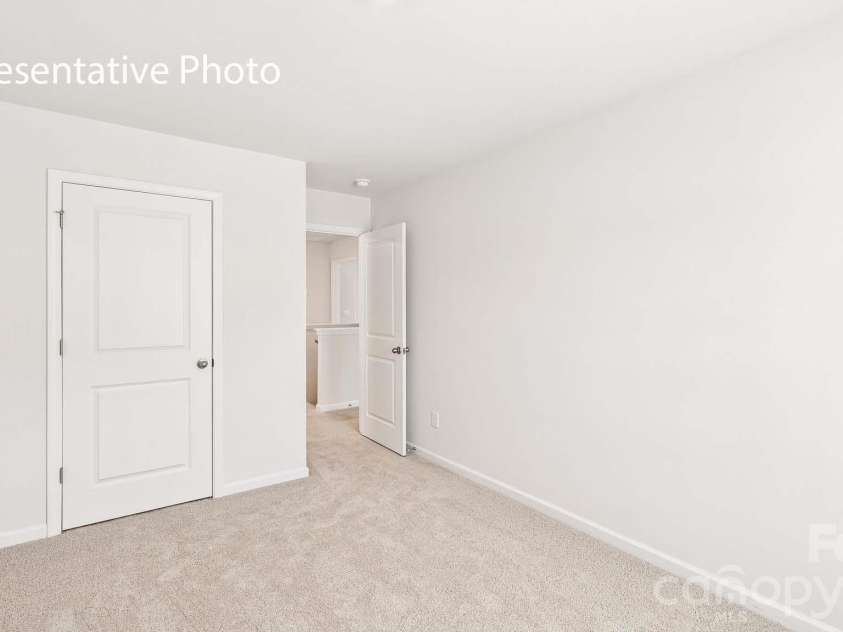 1437 7th Street Drive, Hickory, NC 28601.  MLS# CAR4408547, YatesRealty ID 40175. 