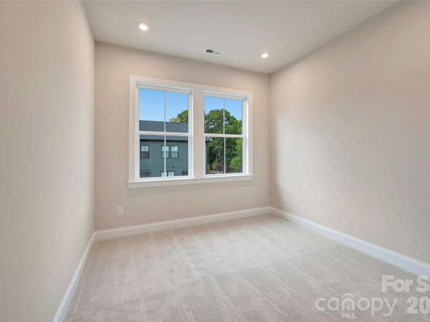13009 Lucy Park Lane, Charlotte, NC 28277.  MLS# CAR4408613, YatesRealty ID 40179. Secondary bedroom