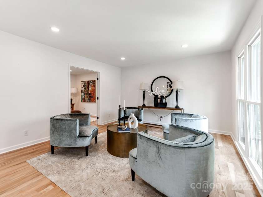 7801 Snowden Lane, Charlotte, NC 28270.  MLS# CAR4235425, YatesRealty ID 4018. 