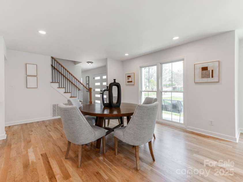 7801 Snowden Lane, Charlotte, NC 28270.  MLS# CAR4235425, YatesRealty ID 4018. 