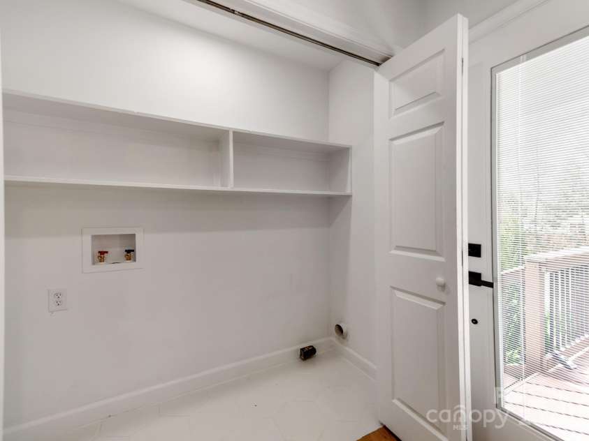 7801 Snowden Lane, Charlotte, NC 28270.  MLS# CAR4235425, YatesRealty ID 4018. 