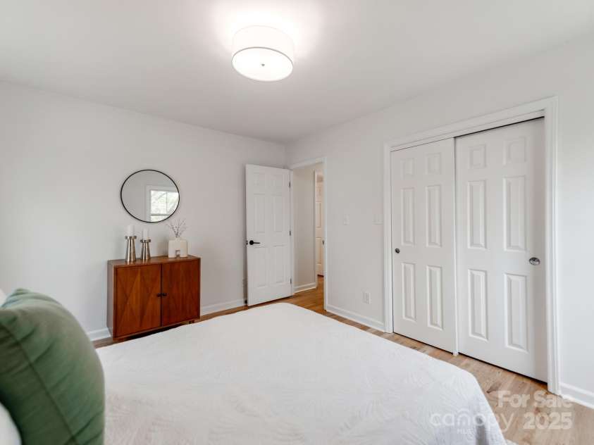 7801 Snowden Lane, Charlotte, NC 28270.  MLS# CAR4235425, YatesRealty ID 4018. 