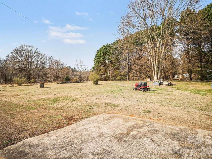 5191 Fewell Road, Clover, SC 29710.  MLS# CAR4343194, YatesRealty ID 4019. 