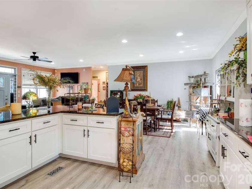 243 Dublin Lane, Columbus, NC 28722.  MLS# CAR4408765, YatesRealty ID 40195. 