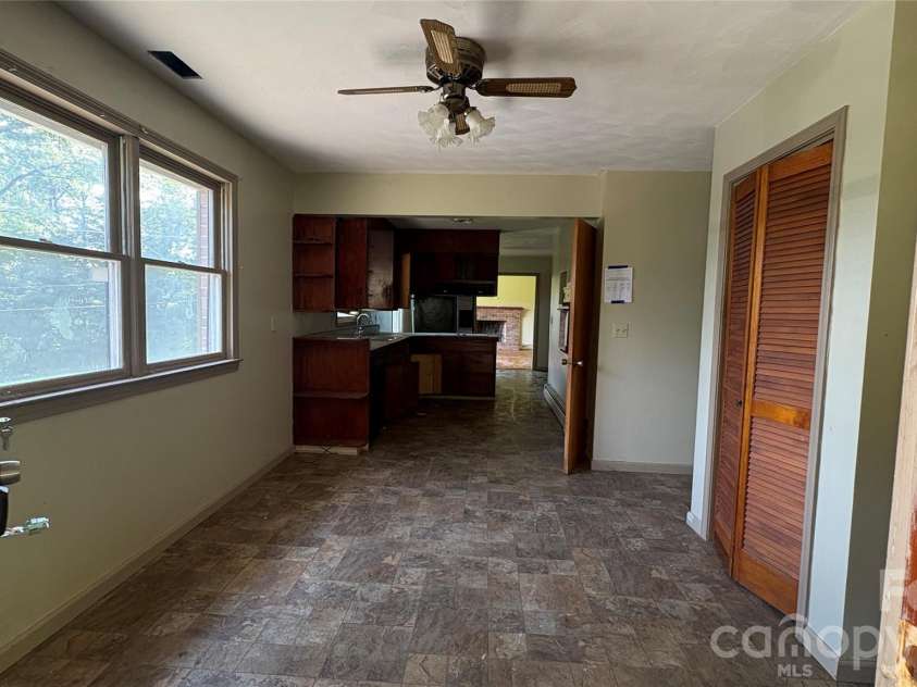 520 Cottrell Hill Road, Lenoir, NC 28645.  MLS# CAR4408848, YatesRealty ID 40197. 