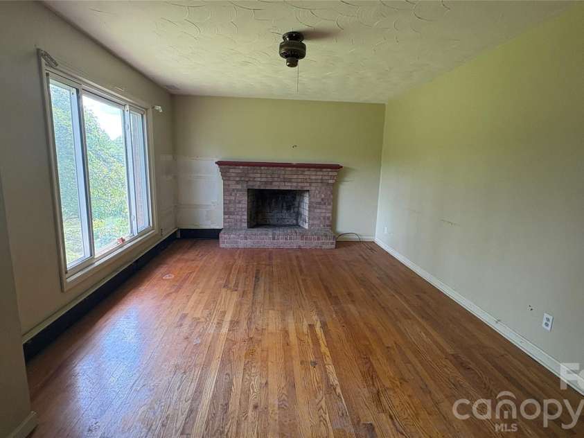 520 Cottrell Hill Road, Lenoir, NC 28645.  MLS# CAR4408848, YatesRealty ID 40197. 