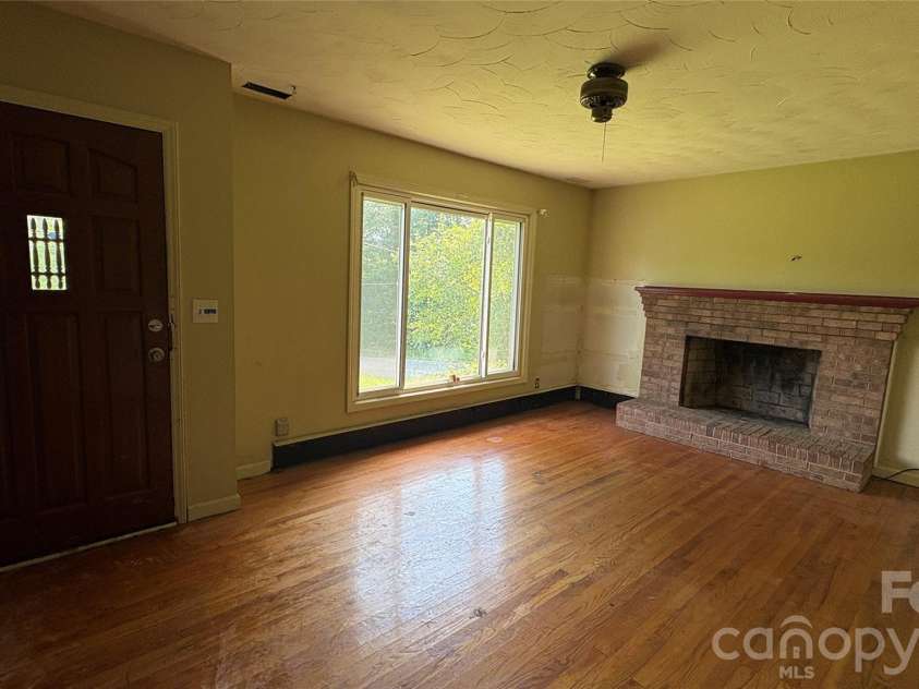 520 Cottrell Hill Road, Lenoir, NC 28645.  MLS# CAR4408848, YatesRealty ID 40197. 