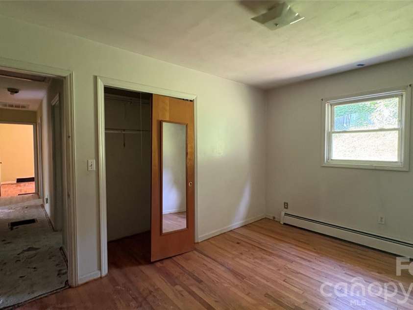 520 Cottrell Hill Road, Lenoir, NC 28645.  MLS# CAR4408848, YatesRealty ID 40197. 