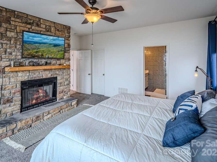 100 Misty Hollow Lane, Beech Mountain, NC 28604.  MLS# CAR4309915, YatesRealty ID 40198. 