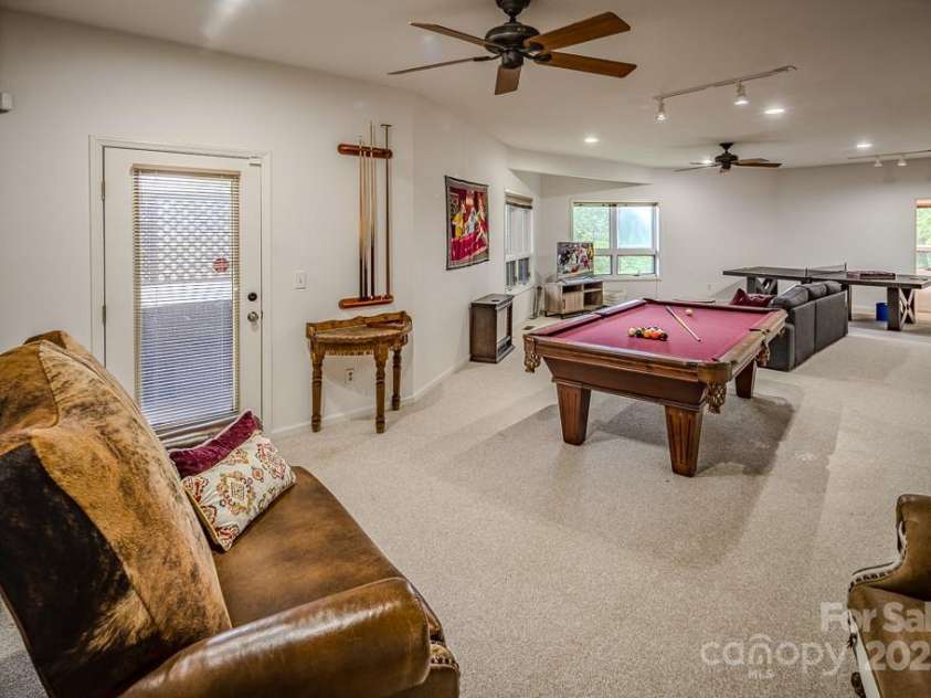 100 Misty Hollow Lane, Beech Mountain, NC 28604.  MLS# CAR4309915, YatesRealty ID 40198. 