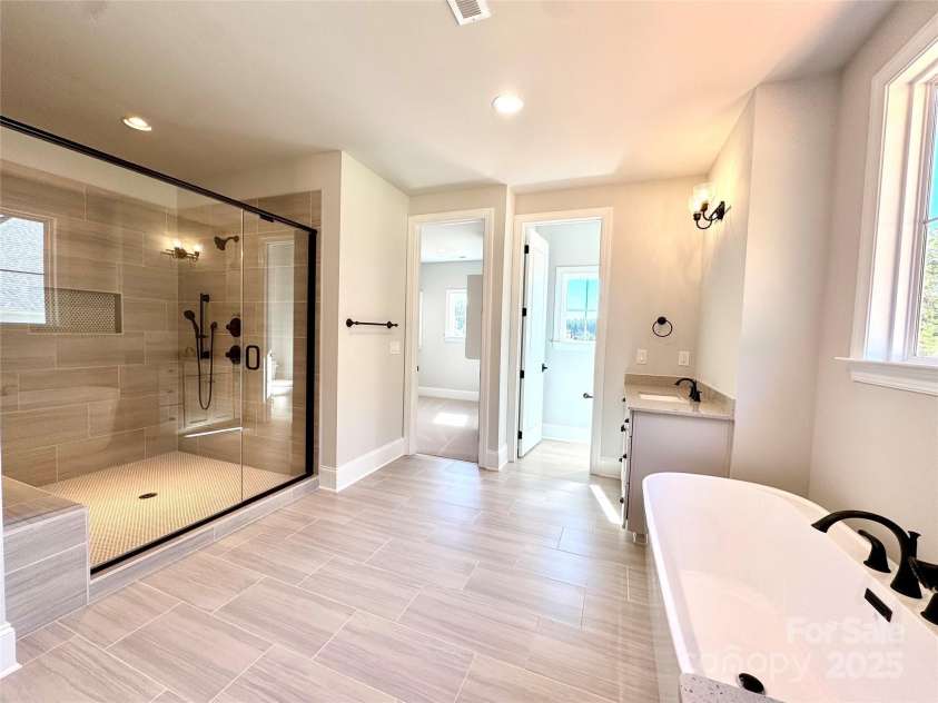 133 Crestview Lane, Troutman, NC 28166.  MLS# CAR4281706, YatesRealty ID 402. 