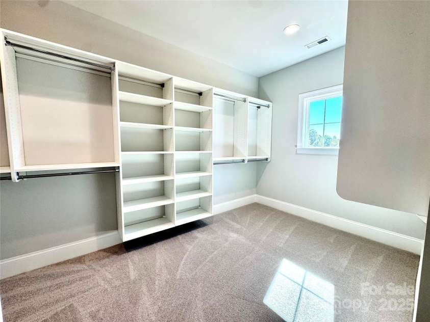 133 Crestview Lane, Troutman, NC 28166.  MLS# CAR4281706, YatesRealty ID 402. 