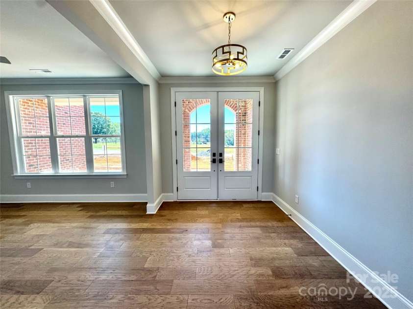 133 Crestview Lane, Troutman, NC 28166.  MLS# CAR4281706, YatesRealty ID 402. 