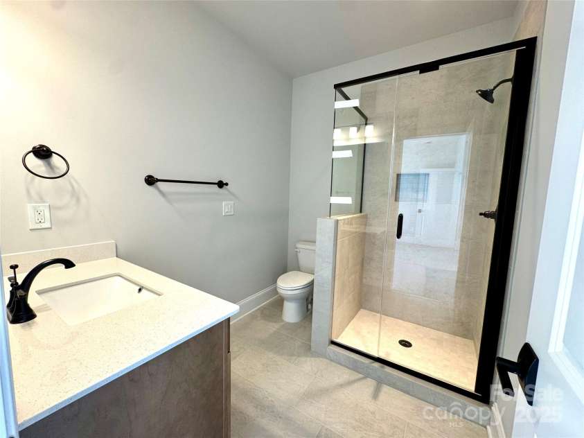 133 Crestview Lane, Troutman, NC 28166.  MLS# CAR4281706, YatesRealty ID 402. 