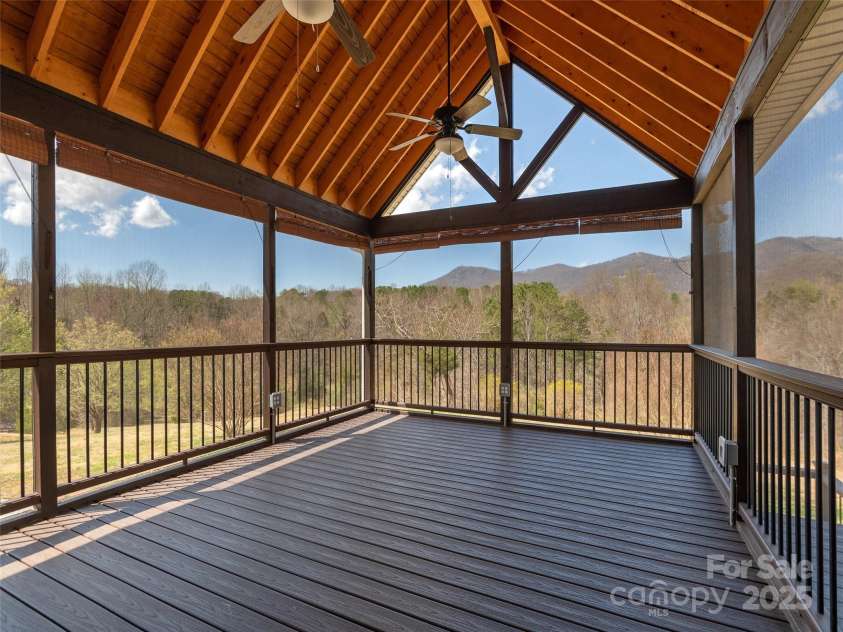 85 Rodaeo Drive, Columbus, NC 28722.  MLS# CAR4237413, YatesRealty ID 4020. 