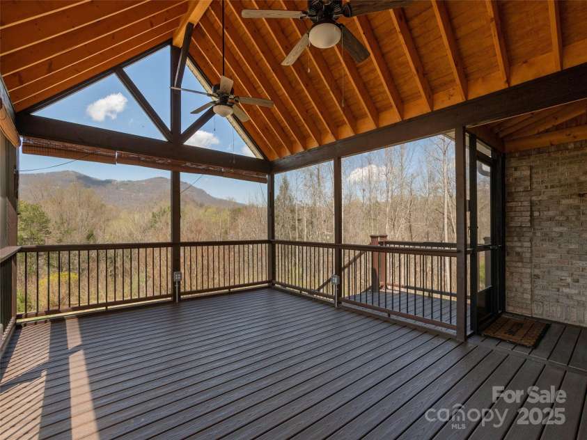 85 Rodaeo Drive, Columbus, NC 28722.  MLS# CAR4237413, YatesRealty ID 4020. 