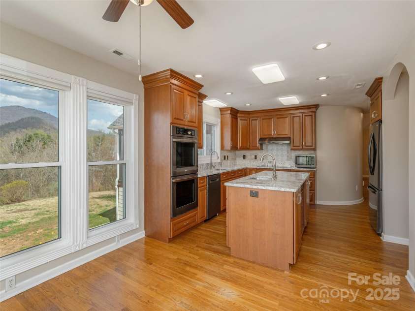 85 Rodaeo Drive, Columbus, NC 28722.  MLS# CAR4237413, YatesRealty ID 4020. 