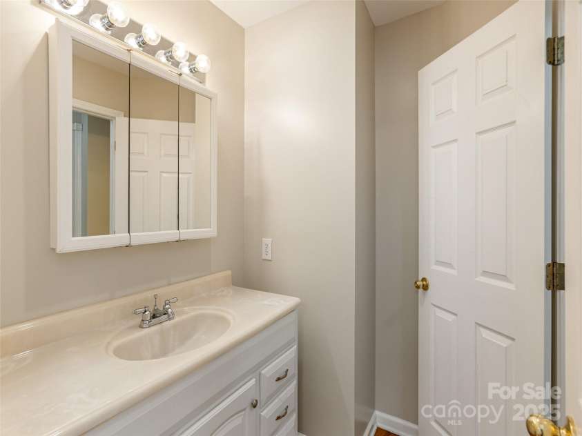 85 Rodaeo Drive, Columbus, NC 28722.  MLS# CAR4237413, YatesRealty ID 4020. 