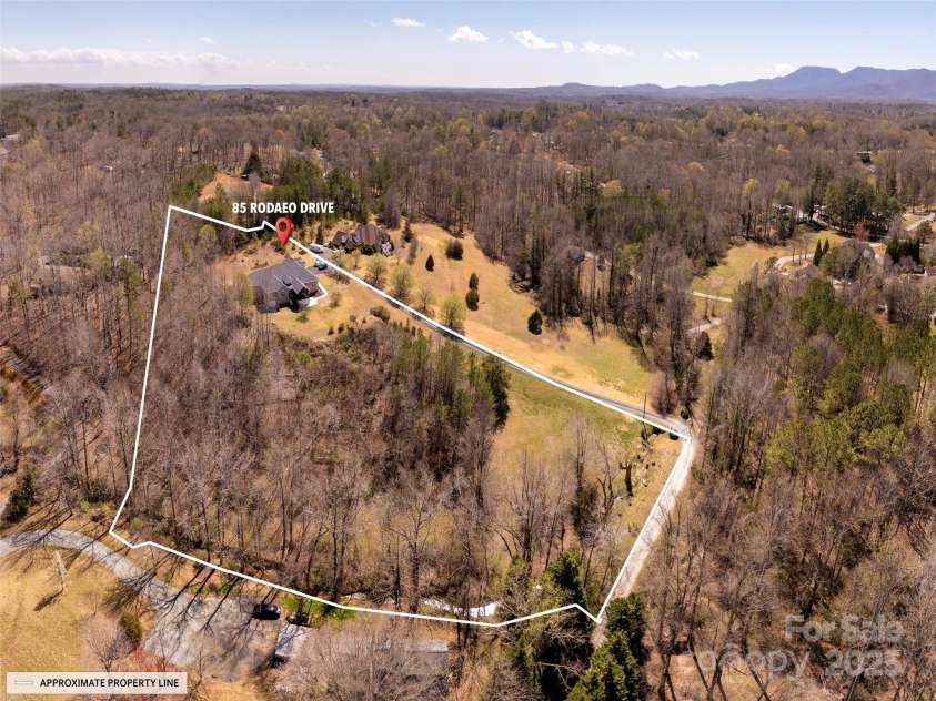 85 Rodaeo Drive, Columbus, NC 28722.  MLS# CAR4237413, YatesRealty ID 4020. 