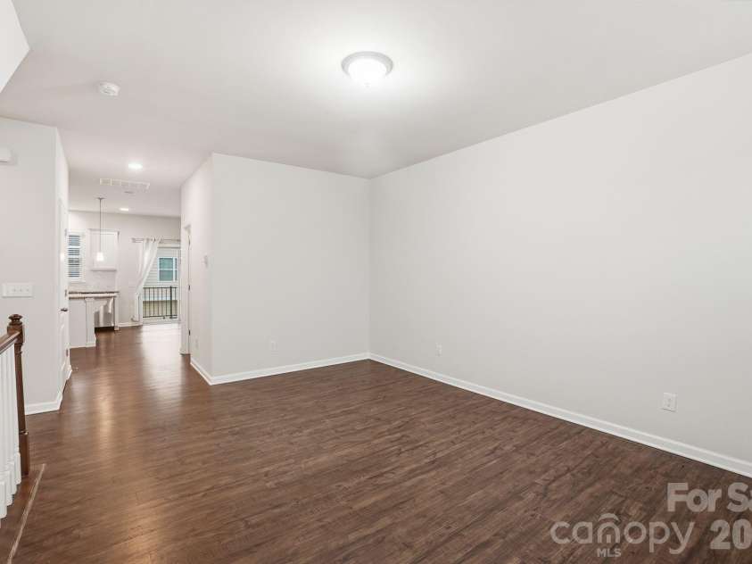 327 Annandale Drive, Fort Mill, SC 29708.  MLS# CAR4387061, YatesRealty ID 40200. Great room