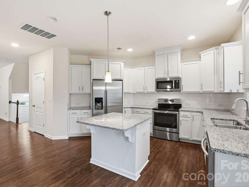 327 Annandale Drive, Fort Mill, SC 29708.  MLS# CAR4387061, YatesRealty ID 40200. Kitchen