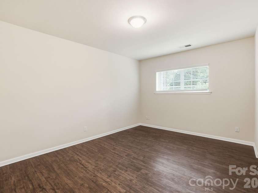 327 Annandale Drive, Fort Mill, SC 29708.  MLS# CAR4387061, YatesRealty ID 40200. Lower bonus room