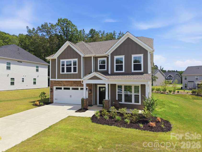 311 Coronado Avenue, Matthews, NC 28104.  MLS# CAR4400272, YatesRealty ID 40201. 