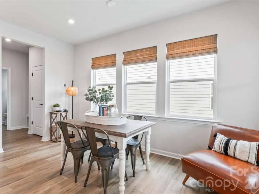 5730 Clear Creek Lane, Charlotte, NC 28215.  MLS# CAR4344407, YatesRealty ID 40203. 