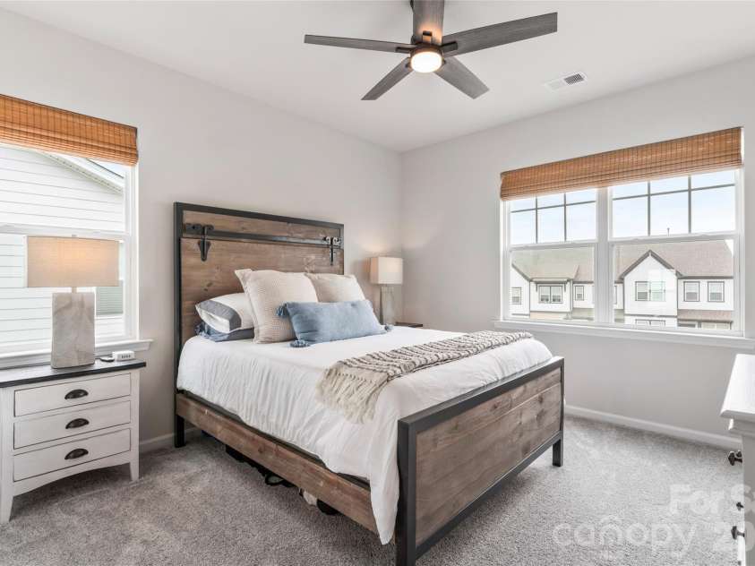 5730 Clear Creek Lane, Charlotte, NC 28215.  MLS# CAR4344407, YatesRealty ID 40203. 