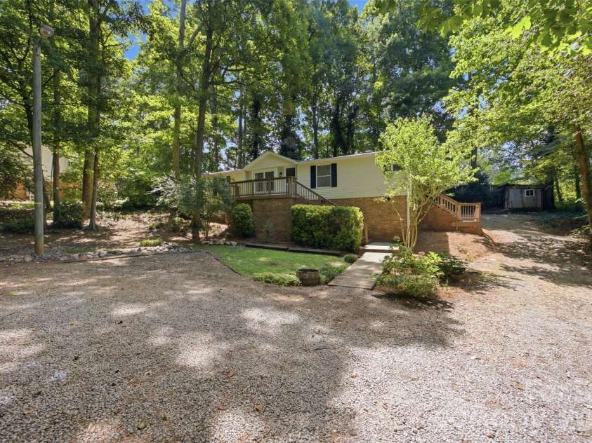 6490 Timberbrook Trail, Stanley, NC 28164.  MLS# CAR4404745, YatesRealty ID 40204. 