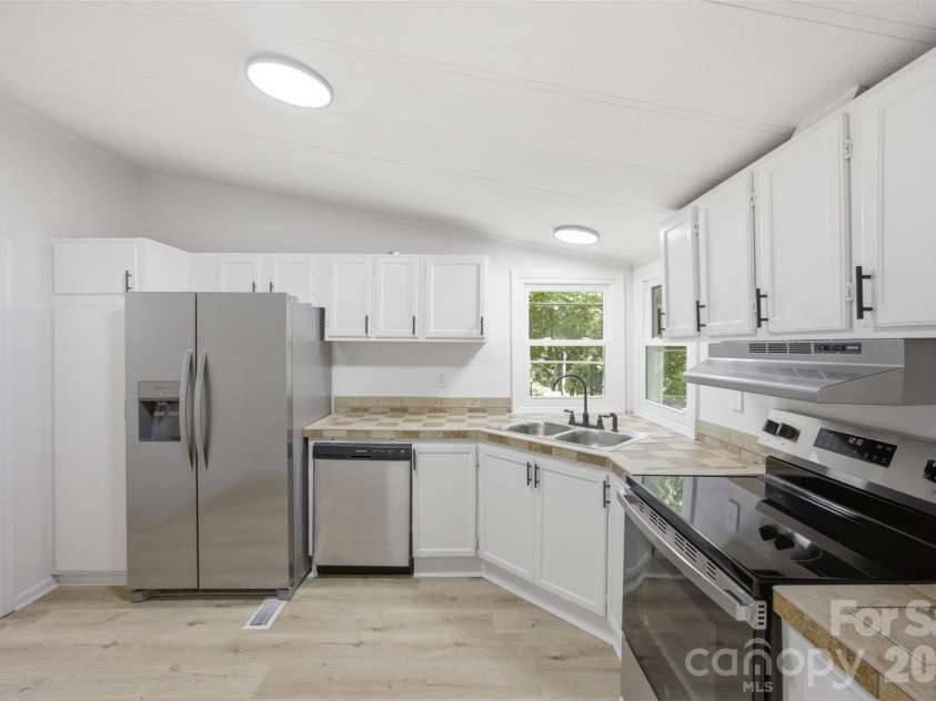 6490 Timberbrook Trail, Stanley, NC 28164.  MLS# CAR4404745, YatesRealty ID 40204. 
