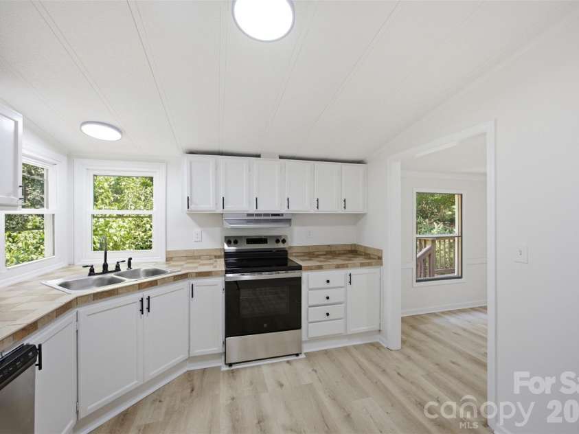 6490 Timberbrook Trail, Stanley, NC 28164.  MLS# CAR4404745, YatesRealty ID 40204. 