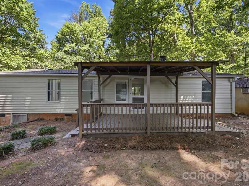 6490 Timberbrook Trail, Stanley, NC 28164.  MLS# CAR4404745, YatesRealty ID 40204. 