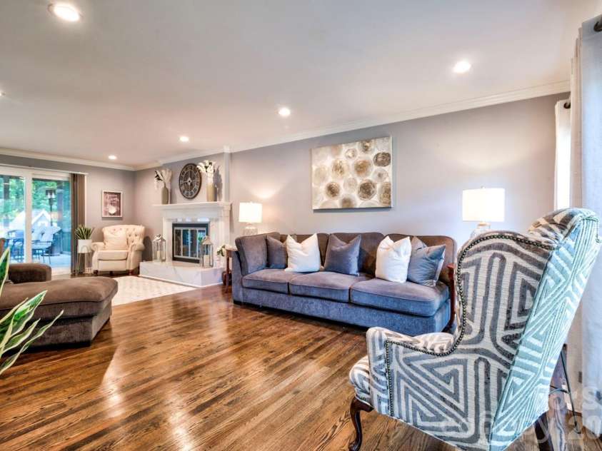 2823 Ridgehaven Court, Gastonia, NC 28054.  MLS# CAR4408700, YatesRealty ID 40205. 