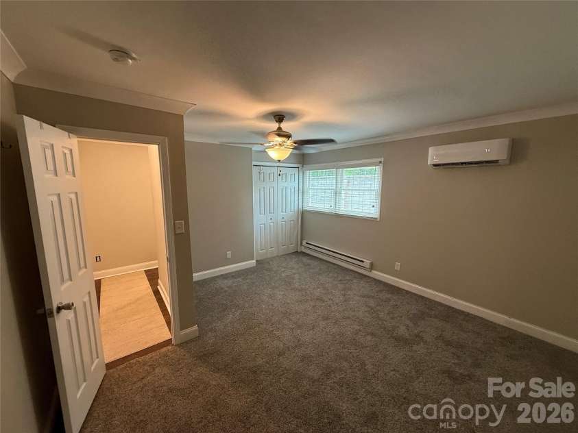 1945 Old Farm Road, Concord, NC 28025.  MLS# CAR4407239, YatesRealty ID 40208. Bed 4