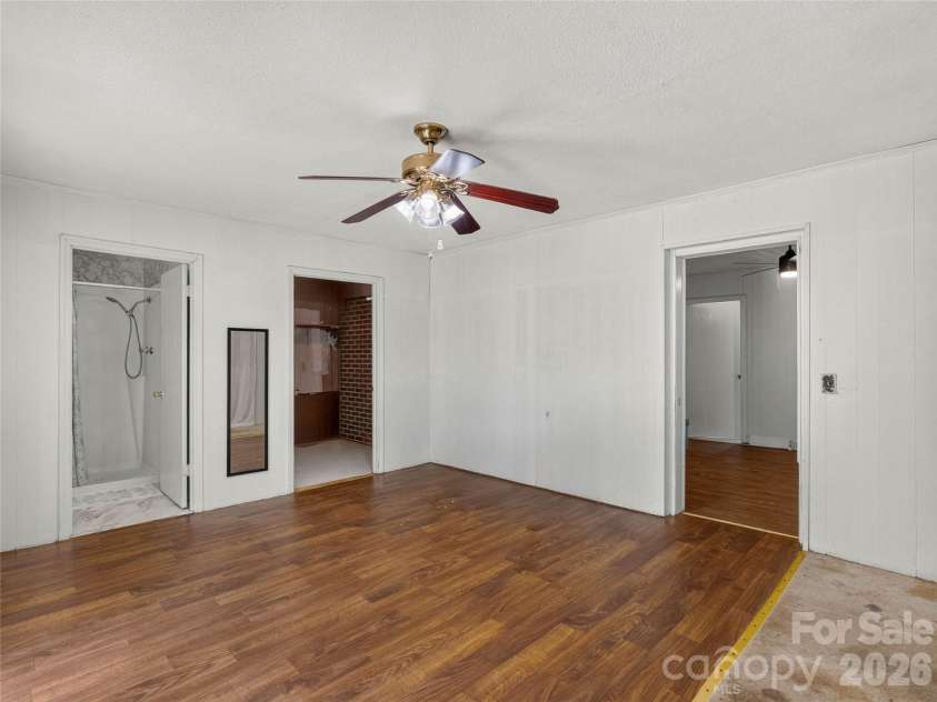 604 Belue Mill Road, Landrum, SC 29356.  MLS# CAR4408809, YatesRealty ID 40209. 