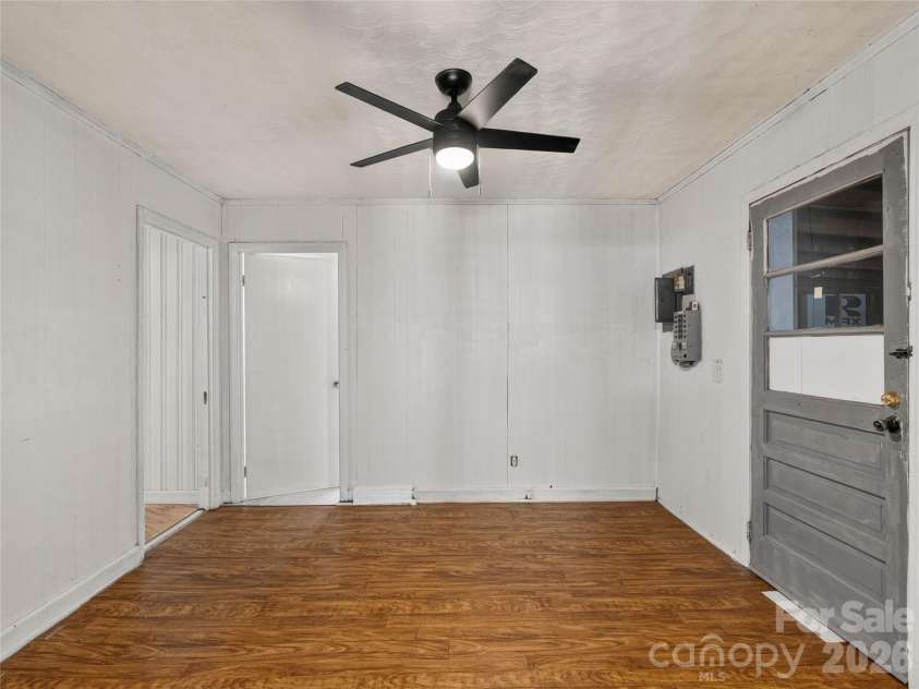 604 Belue Mill Road, Landrum, SC 29356.  MLS# CAR4408809, YatesRealty ID 40209. 