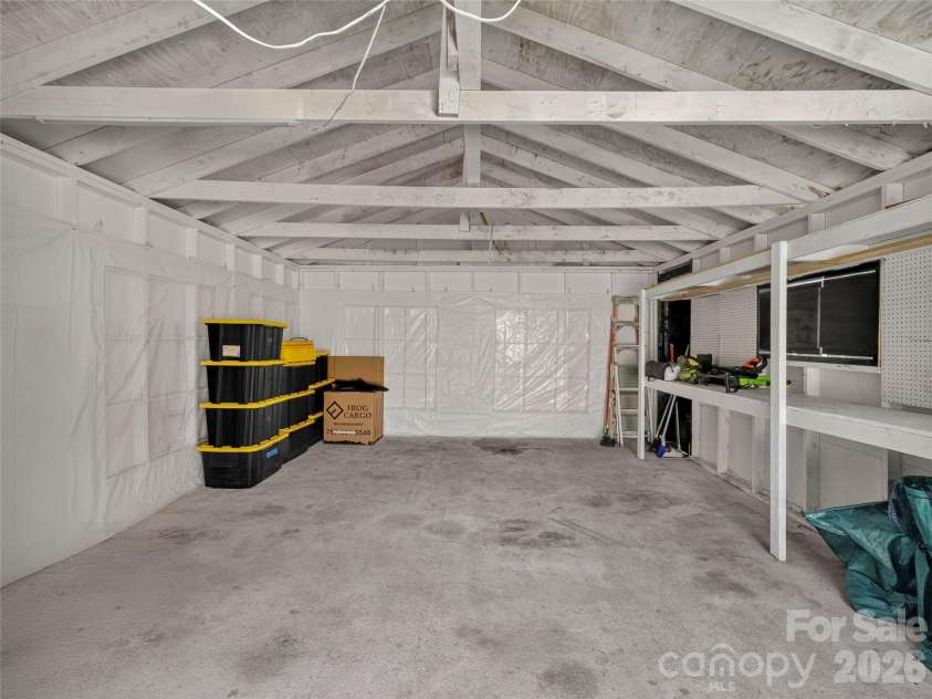 604 Belue Mill Road, Landrum, SC 29356.  MLS# CAR4408809, YatesRealty ID 40209. 