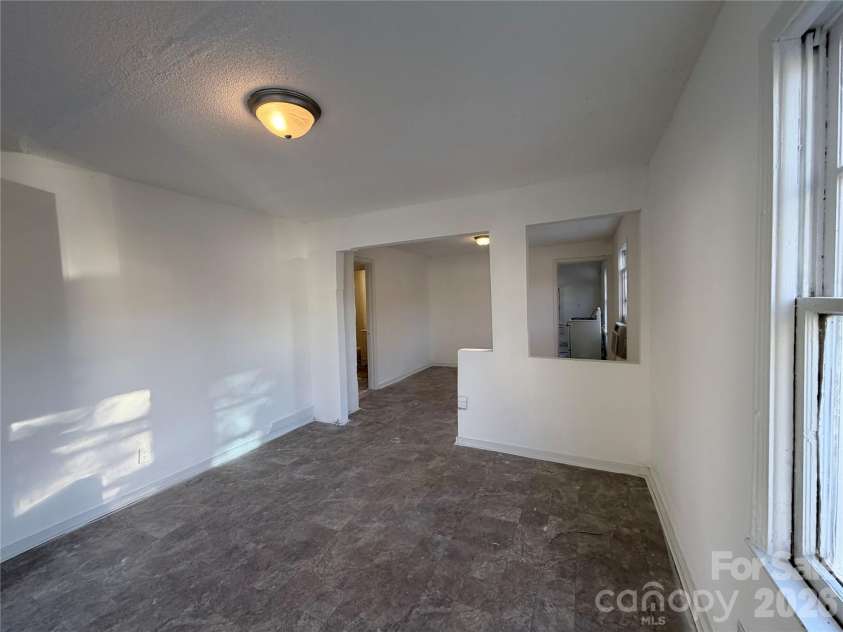 375 Graham Drive, Concord, NC 28025.  MLS# CAR4343806, YatesRealty ID 4021. 