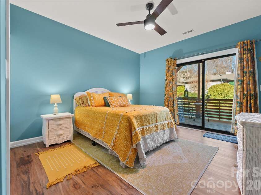 47 Winghaven Heights, Waynesville, NC 28786.  MLS# CAR4398121, YatesRealty ID 4021. 