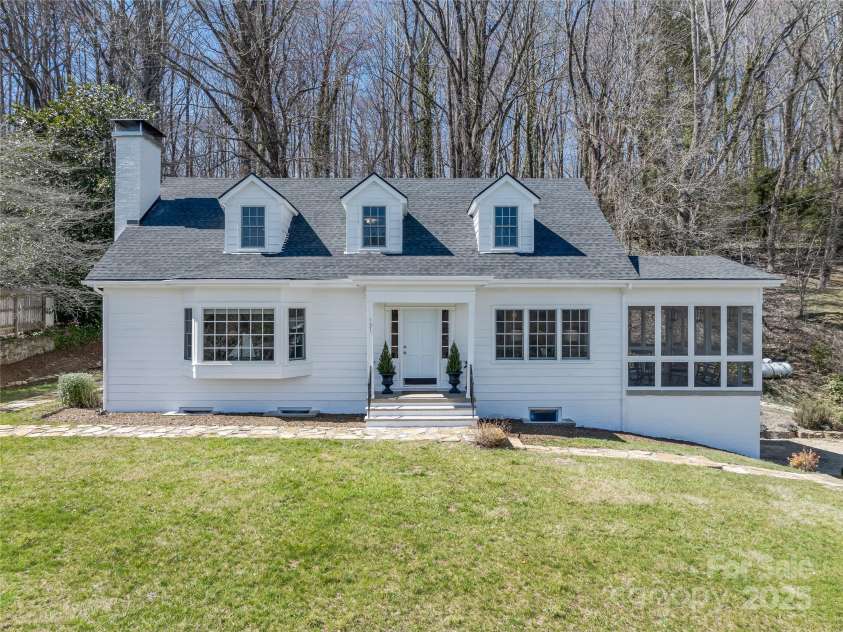 721 Golf Course Road, Waynesville, NC 28786.  MLS# CAR4235808, YatesRealty ID 4021. 