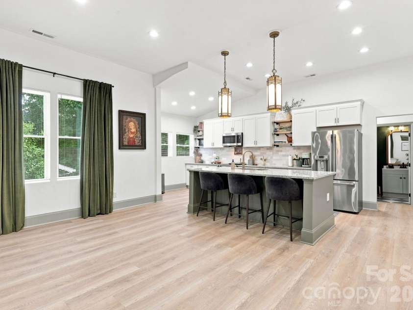 527 2nd Street, Albemarle, NC 28001.  MLS# CAR4405797, YatesRealty ID 40210. 